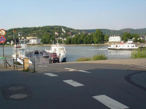 Hotel Rhein Inn Ремаґен Екстер'єр фото
