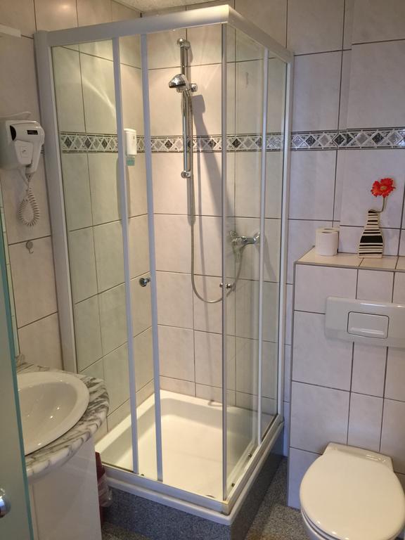 Hotel Rhein Inn Ремаґен Екстер'єр фото